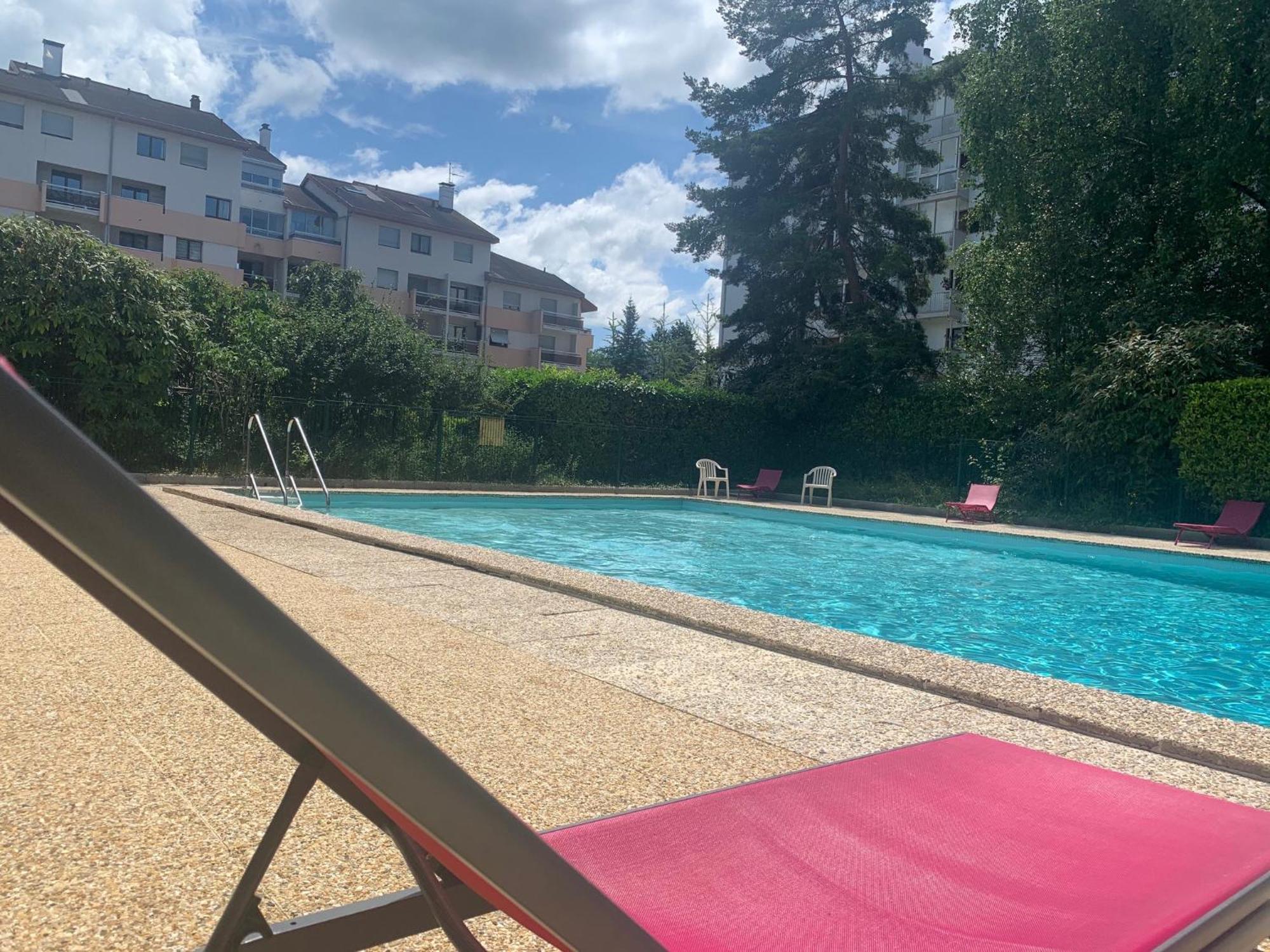 Kusmi Love Piscine Proche Du Lac Annecy Exterior photo